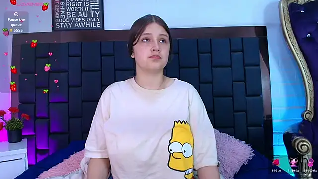 Krystal Heartss online show from October 2025 05:03:01 PM