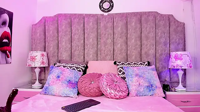 AlyGuzman  online show from October 2025 03:55:02 AM