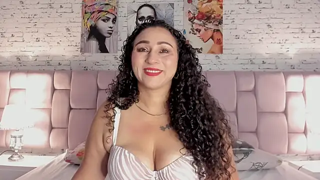 VaniaRose online show from October 2025 12:52:01 PM