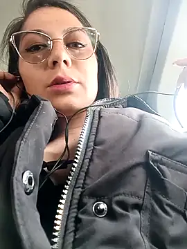 Mia-love-03 online show from September 2025 01:50:02 PM