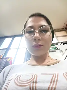 Mia-love-03 online show from October 2025 08:10:02 PM