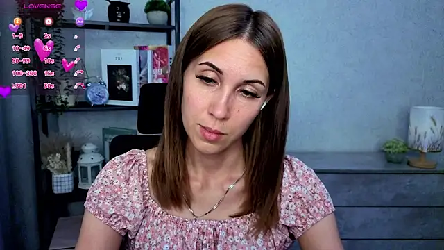 Snapshot of DreamVelour chatting on May 2026 08:41:01 PM DreamVelour online show from May 2026 08:41:01 PM