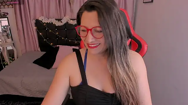 Hanna MA online show from December 2025 09:34:01 PM