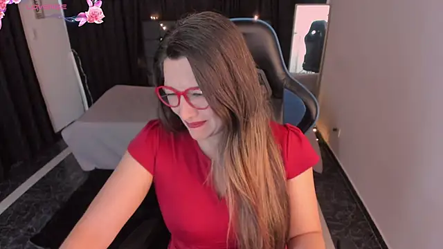 Hanna MA online show from November 2025 04:44:02 PM