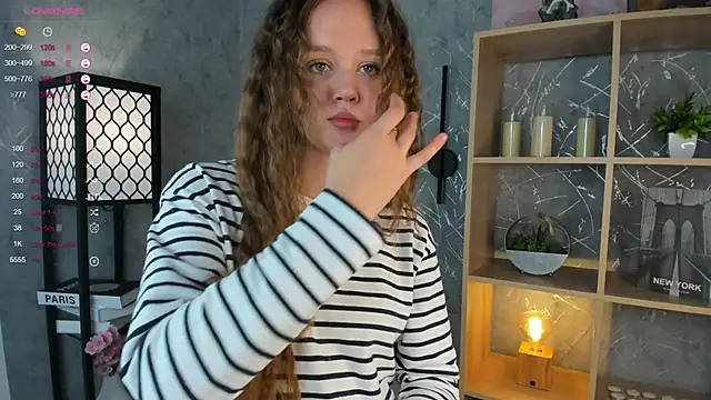 ElenoreReth online show from November 2025 04:49:02 AM