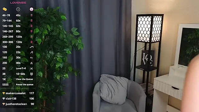 ElenoreReth online show from March 2026 08:26:33 AM