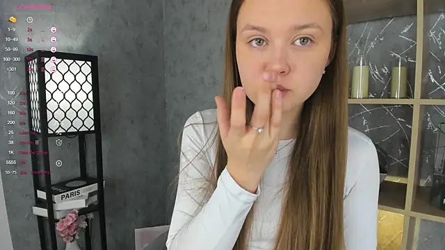 ElenoreReth online show from November 2025 01:27:02 AM