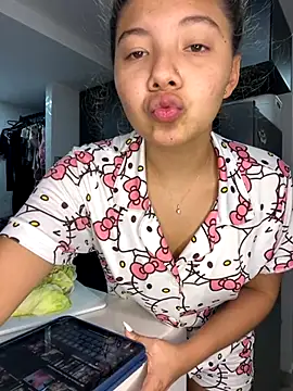 Snapshot of Gaby_002 chatting on September 2025 02:40:02 AM Gaby 002 online show from September 2025 02:40:02 AM