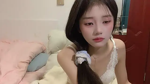 Ximei-O online show from November 2025 05:06:02 PM