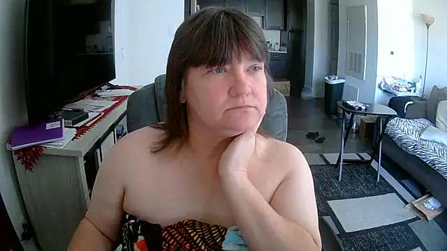 Buggy1965 online show from October 2025 03:13:02 PM
