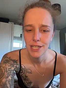 EmmieMaexox online show from October 2025 09:10:01 AM