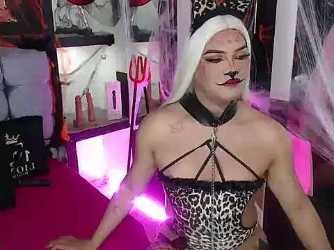 Snapshot of Sophia_hott01 chatting on October 2025 12:14:02 PM Sophia hott01 online show from October 2025 12:14:02 PM