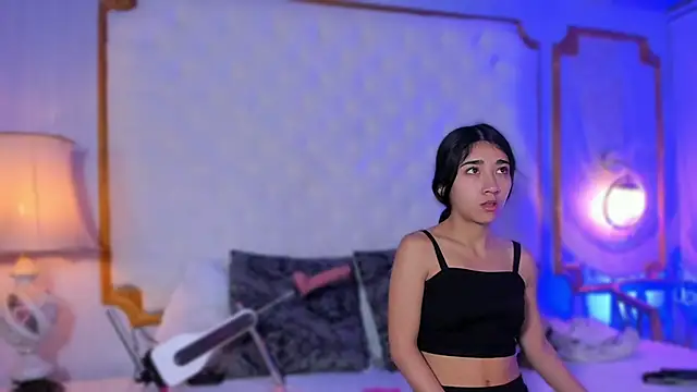 Mariana Kalo online show from December 2025 10:59:01 AM