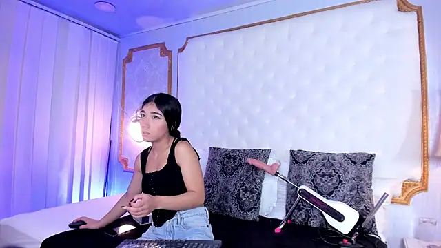 Mariana Kalo online show from January 2026 11:03:02 AM