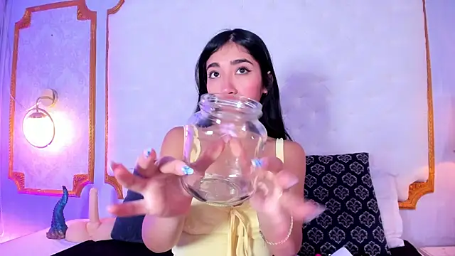 Mariana Kalo online show from February 2026 10:45:01 AM