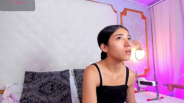 Mariana Kalo online show from December 2025 10:58:02 AM