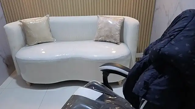 Snapshot of Skyler_Gracee_Tx chatting on December 2025 02:45:02 AM Skyler Gracee Tx online show from December 2025 02:45:02 AM