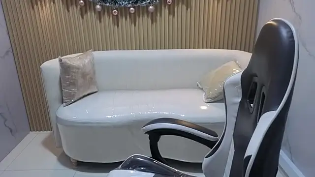 Snapshot of Skyler_Gracee_Tx chatting on December 2025 03:06:01 PM Skyler Gracee Tx online show from December 2025 03:06:01 PM