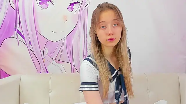 Angel Leeks online show from September 2025 01:56:01 AM