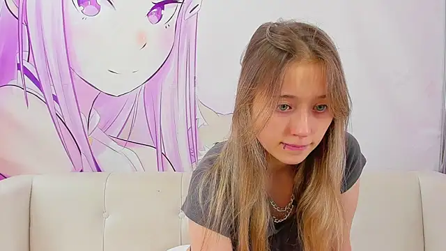 Angel Leeks online show from September 2025 06:31:01 AM