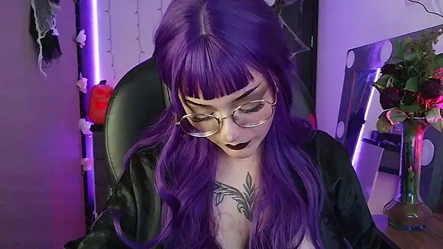 LesRose online show from October 2025 04:39:02 PM