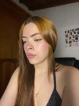 Bleer Rousse online show from October 2025 06:18:01 PM