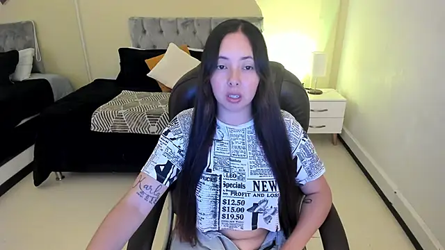 Snapshot of Nata_Velvet chatting on October 2025 01:24:01 PM Nata Velvet online show from October 2025 01:24:01 PM