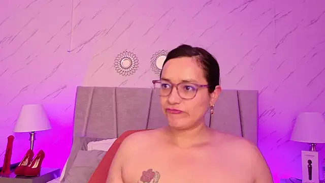 Michell Monet online show from May 2026 11:49:02 AM