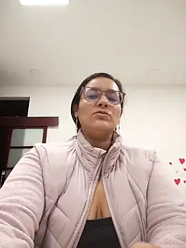 Michell Monet online show from March 2026 10:59:02 AM