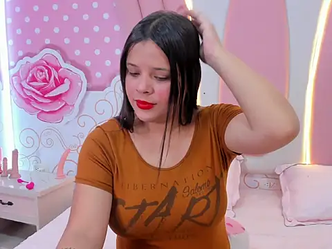 Snapshot of SofiaaBigBoobs chatting on December 2025 12:40:01 PM SofiaaBigBoobs online show from December 2025 12:40:01 PM