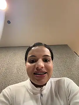 Anavalle online show from November 2025 03:01:02 PM