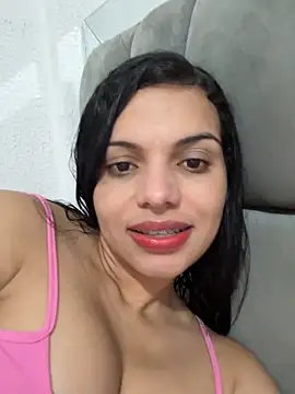 Anavalle online show from May 2026 11:23:02 PM