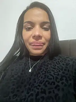 Anavalle online show from April 2026 11:22:01 PM