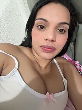 Snapshot of Anavalle chatting on June 2026 02:35:02 AM Anavalle online show from June 2026 02:35:02 AM