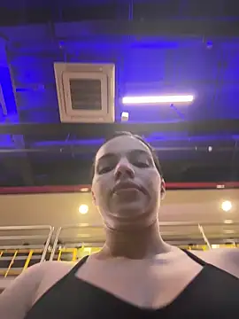 Anavalle online show from February 2026 11:59:01 PM