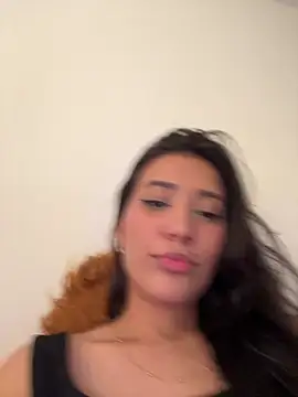 IsabellaJoness  online show from April 2026 06:05:01 PM