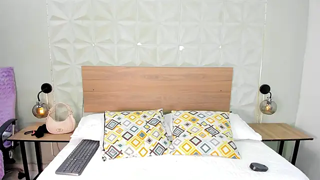 ValeryTrans  online show from April 2026 01:25:02 PM