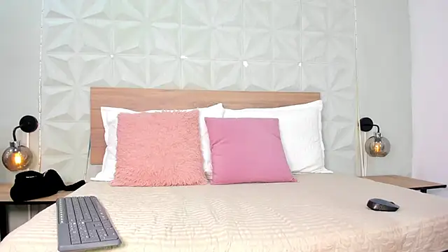 ValeryTrans  online show from March 2026 01:30:02 PM