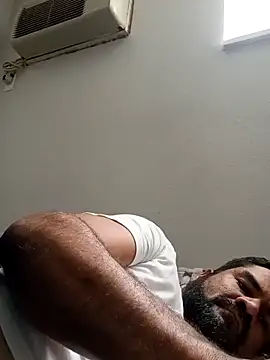 Snapshot of theking1_1 chatting on October 2025 03:03:02 PM theking1 1 online show from October 2025 03:03:02 PM