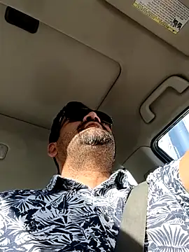 Snapshot of theking1_1 chatting on December 2025 04:22:01 PM theking1 1 online show from December 2025 04:22:01 PM