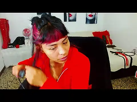 Snapshot of mylygrey chatting on June 2026 01:22:02 AM mylygrey online show from June 2026 01:22:02 AM