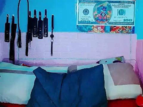 mylygrey online show from December 2025 07:52:02 PM