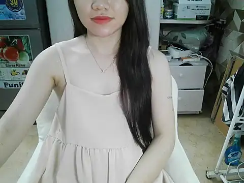 Ara4865 online show from October 2025 05:37:02 PM