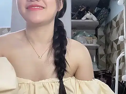 Ara4865 online show from October 2025 03:24:02 PM
