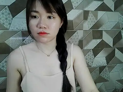 Ara4865 online show from October 2025 04:22:02 PM