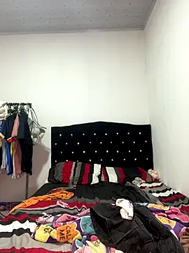 Snapshot of hot_duo16 chatting on October 2025 05:04:02 AM hot duo16 online show from October 2025 05:04:02 AM