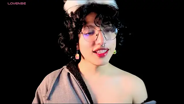 -BlueOpal- online show from November 2025 08:52:02 PM