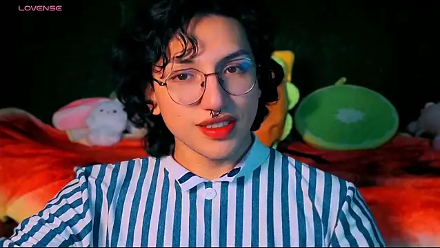 -BlueOpal- online show from November 2025 07:30:01 PM