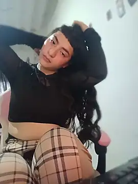 kitty  chs online show from April 2026 10:06:02 PM