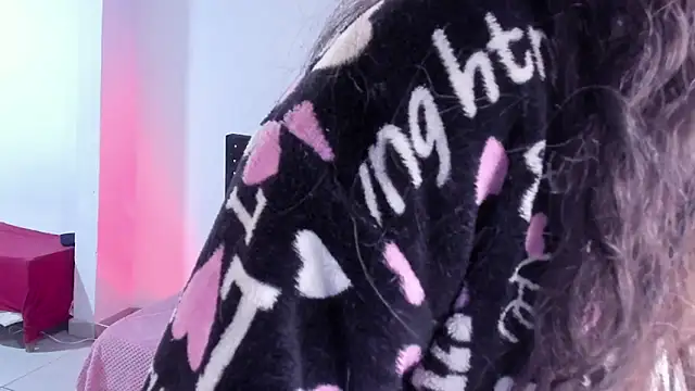 kitty  chs online show from December 2025 11:25:02 AM